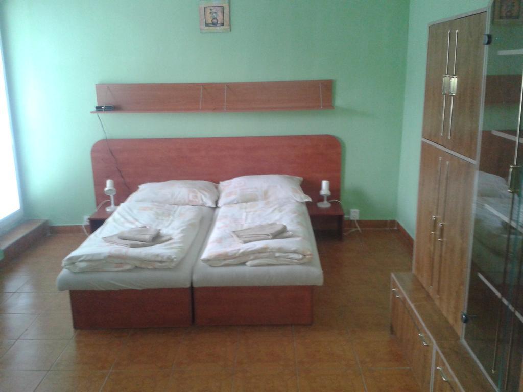 Garni Hotel Sonata Trencianske Teplice Bagian luar foto